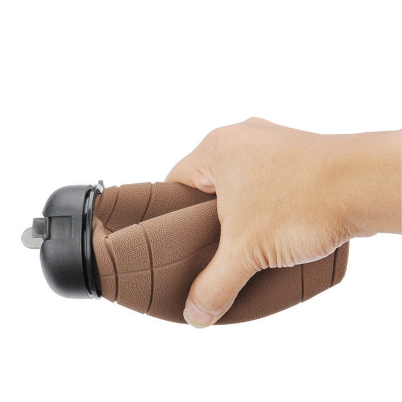 • Collapsible Water Bottle – Leakproof & BPA-Free